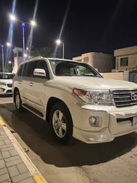 لاندكروزر • ٢٠١٥ • ٤٠٠٠ V6