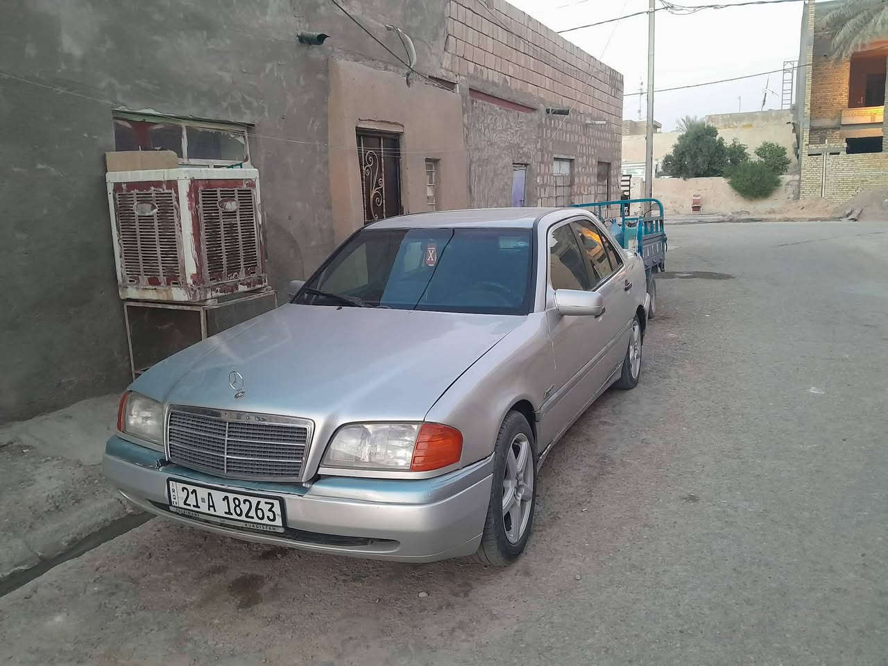 للبيع 45 أو المراوس
مارسدس للبيع موديل 95 رقم شمالي 
الجديد سنوية جديدة شرط التحويل ما عليه اي غرامة
سيارة كير مكينة كفالة اخوان سيارة على البلاد مو محور 
مكينة أربعة سلندر بدون ضربة بدون خياس مصبوغة جمالية 
حدادية تخم تاير نقصه تبريد 

للبيع ب45 أو المراوس 
العنوان واسط 

 ‏‪0781 516 8025
