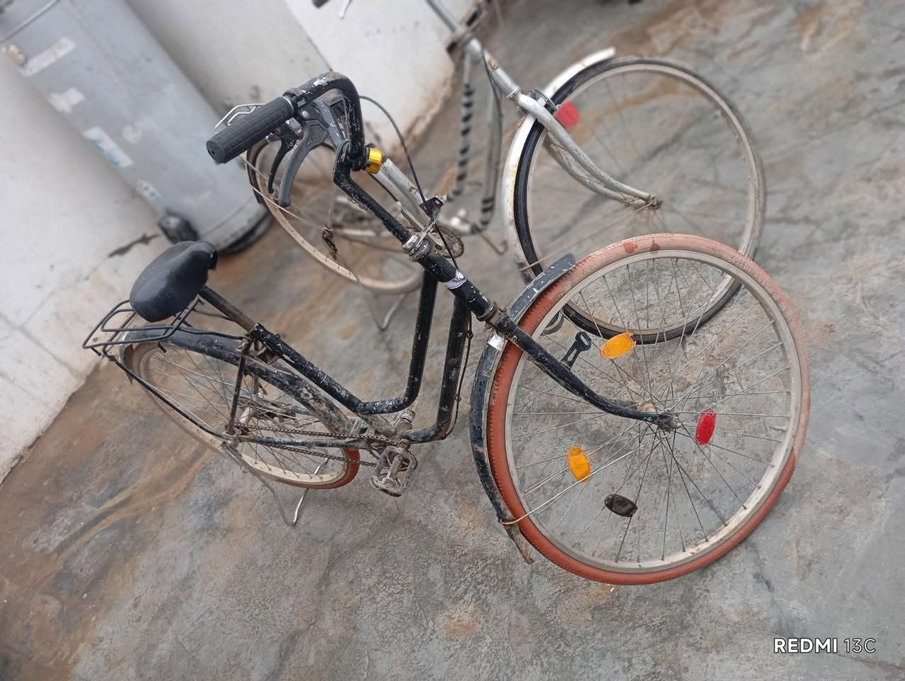 السلام عليكم باسكلات للبيع حجم 26 
سعر الاثنين 55وبيهة مجال عنوان طوز خورماتو قرب الجوبة القديمة رقم ***********
