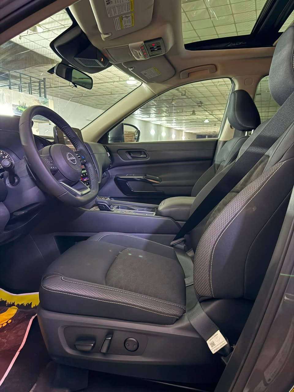 *تحية طيبة لجميع المتابعين*
NISSAN PATHFINDER SV
موديل 2024 فول مواصفات. 
العداد 21 الاف ميل فقط 👌
حجم المحرك 3500 V6. 
رقم الشاصي 5N1DR3BB5RC294946

المواصفات 
*دخول ذكي. 
*كاميرا خلفية. 
‏*نقطة عمياء. 
*تحديد مسار. 
*سقف بانوراما. 
*صندوق كهربائي. 
*حساسات خلفية. 
*فول تحكم في المقود. 
*شاشة كاربلي اندرويد.  
‏*مقعد السائق كهربائي. 
*7 مقاعد VIP مُنفصل. 
*تبريد مركزي 3 قطع. 
*رادار امامي وخلفي وجوانب. 
*بصمة تشغيل وتشغيل عن بعد. 
*غيار اوتماتيك 9 سرعات مع تبديل يدوي في المقود. 

السيارة بدون صبغ شرط الفحص. 
الشواصي سليمة شرط الفحص. 
جميع الإرباكات سليمة شرط الفحص. 

السيارة كاتي تترقم شمال العراق 
أربيل * سليمانية * دهوك 

‏**** السعر. 250  ****

السيارة موجودة في محافظة اربيل للاستفسار

اربيل  شارع المعارض 
او الاتصال على الرقم 
*********** أربيل, العراق
