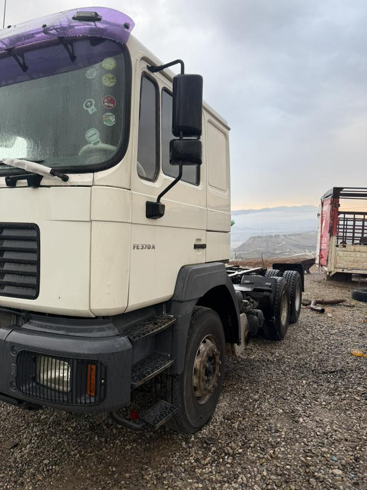 مان للبیع
مۆدیل 2001
ئارمی پلاسیتیک سلیمانی
گێر و مەکینە و ئەکسلی بەشەرت
شەننسی بە شەرت
مەجموعەی جی اف ربع
تاقم تایە لۆک
***********
