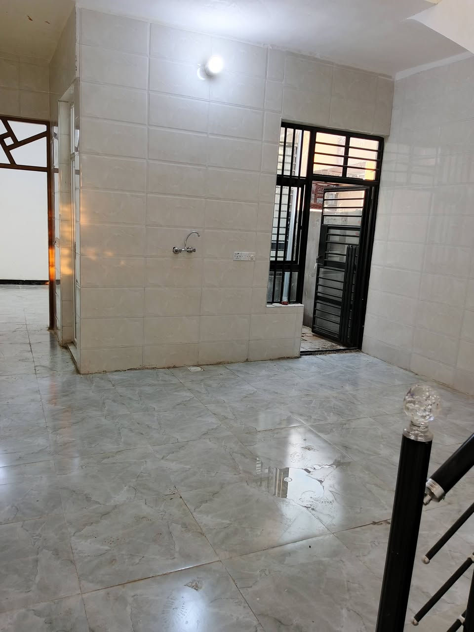 سلام عليكم جاهز بناء جديد المكان الراشدية سبعة نيسان 
بغدة مامسكون زيرو 
100 طابق واحد 
***********
