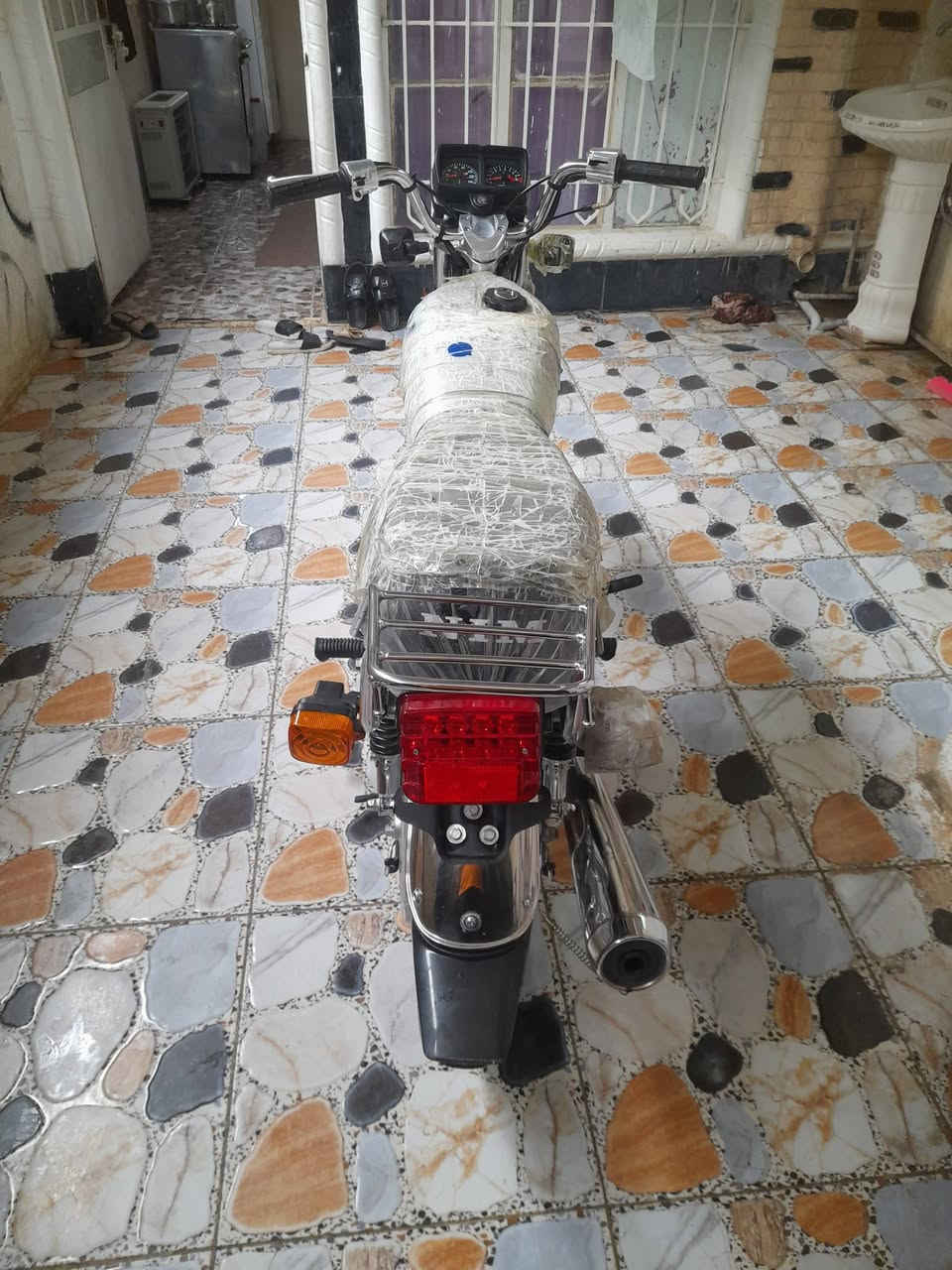 نامة للبيع 26 جديد قبل شهرين ماخذة الله شاهد بي بس ورقة مال المعرض الي ماخذة منة اتصل ودلل *********** مكاني بعقوبة التحرير
