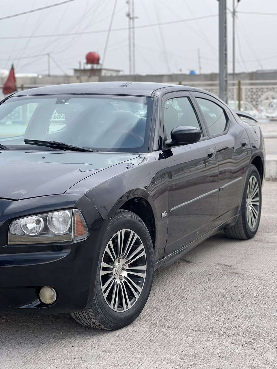 جارجر 2009 بأسمي سنويه ل2032 هزه بعدها ماساقطة
مكفوله من التبديل والحادث فقط بالهلالات الخلفيه صبغ
مكينة وگير جدد شديتهن قبل 10 ايام
سيارة جاهزة وخير من الله 
فيديو كامل مصورها الشراي يراسلني خاص ادزله الفيديو
السعر 105 وبيها مجال او مراوس مكاني كربلاء
***********
