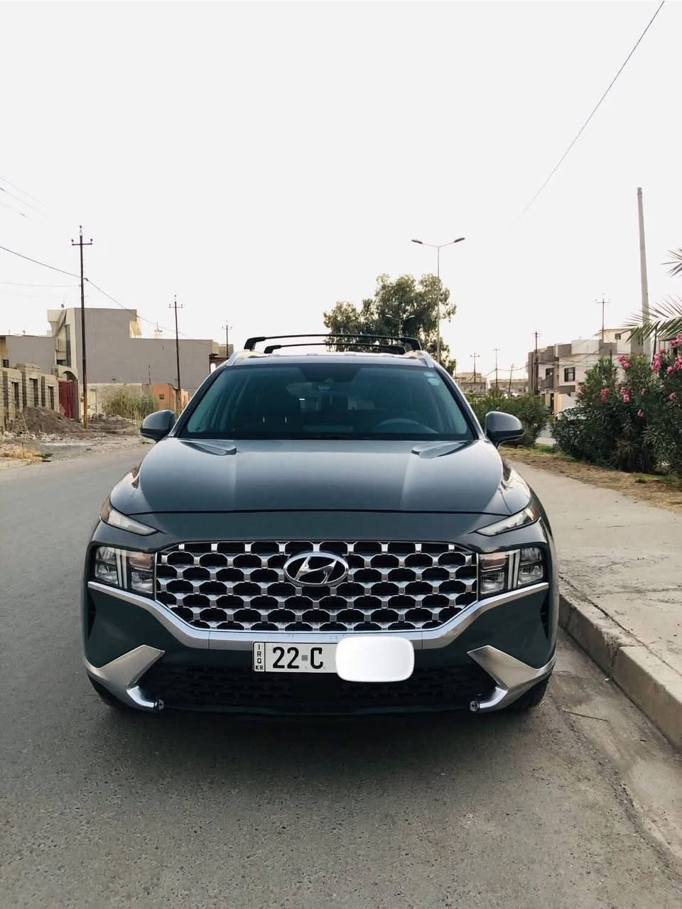 سلام عليكم 

للبيع هونداي سنتافي موديل2022

السياره فول مواصفات عدا الفتحه

كاربون بانزين

بصمه

ونظام ترحيب بالابواب

نقاط عميه 

رادار وتحديد مسار

نقاط عميه ونظام خروج عن المسار

وضعيات قياده sbort eco smart snow 

فور ويل السياره بنظام HTRAC 

كير دكم وهاند بريك بصمه

كشنات كهربائية وتدفئة 

اوتو هولد  اوتو ستوب

ويل كروم طافي حجم 19

مساعد انحدار 

شاحن لاسلكي 

وبعد بيها هواي مواصفات 

السياره بسمنا سنويه الى 2028

وهزه جديده 

الضرر شبر بقبق الصندوق وشبر بالدوسه مال الباب
                   (على البارد فقط)
والباقي كله مكفول
تم تنزيل السعر الى (220)
 وبيها مجال بسيط للتواصل ‭
كورك_***********
زين_ ***********
