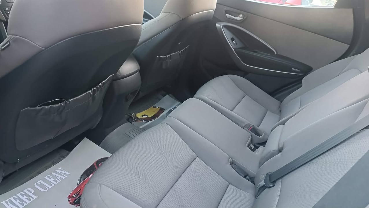 السلا م عليكم
سنتافيا أمريكي 2016 بدون تبديل صبغ جاملغ وبنيد فقط سياره جاهزه علئ اخر حبايه  ماشيه 108mi تحويل مباشر اربعه سلندر السعر 145$ رقم ذي قار انكليزي 
الاتصال ***********
