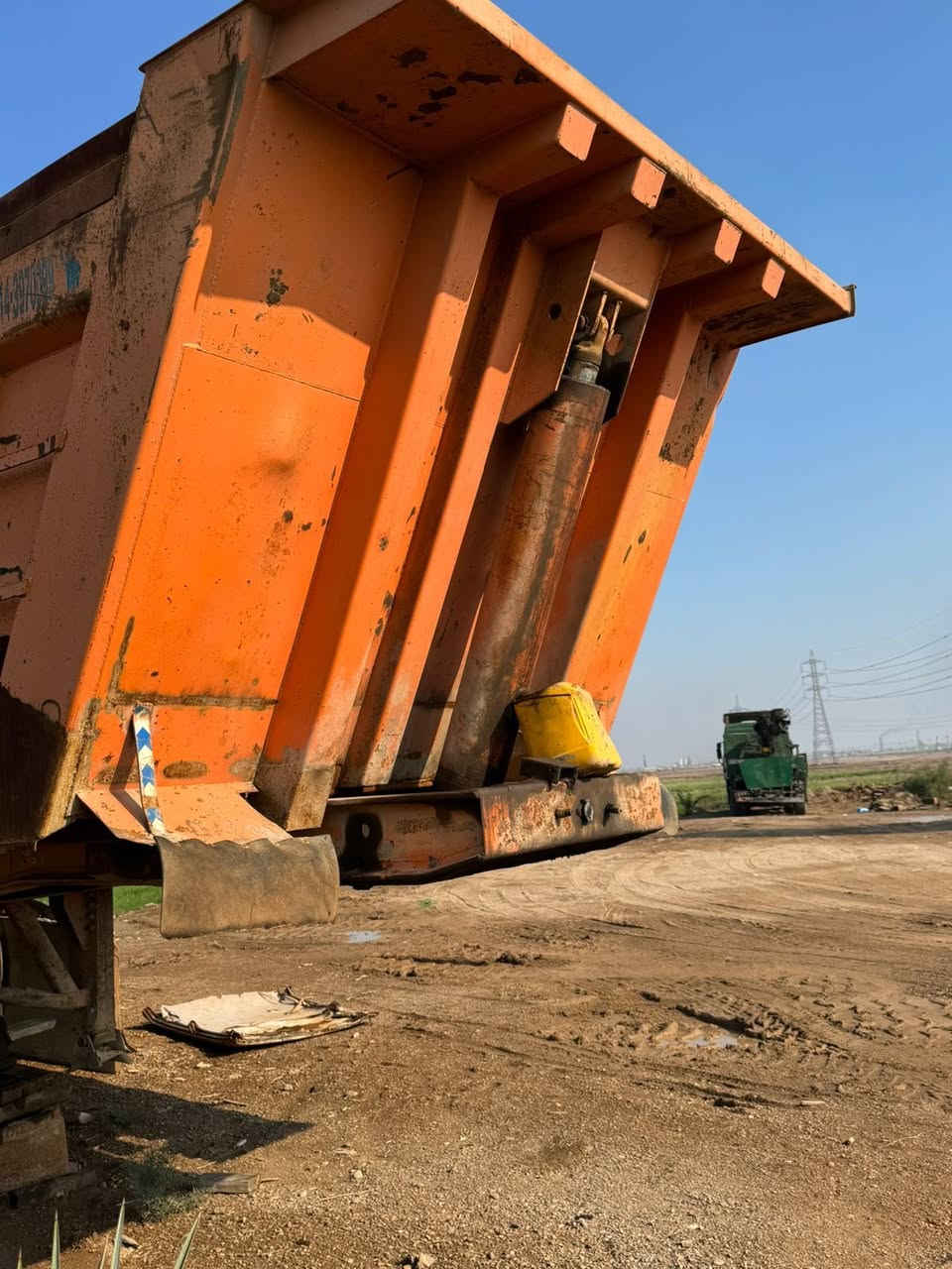 سلام عليكم عربانه البيع مكفوله كفاله عامه تخم تاير  عربانه جديده السعر 90وبيه مجال لاتصال ولاستفسار ‭٠٧٧١ ٤٩٤ ٠٧٦٩‬///‭٠٧٨٠ ٩٦٤ ٢٨٩٩‬
