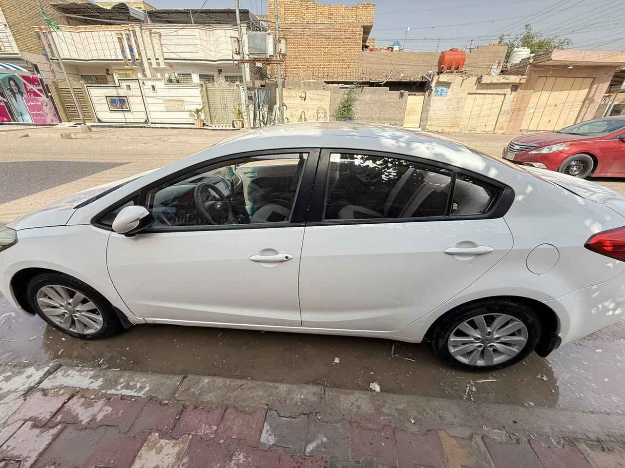 سلام عليكم  كيه سيراتو موديل 2016 للبيع او مراوس بسياره عاليه مكان سياره العماره سعر 105

***********
