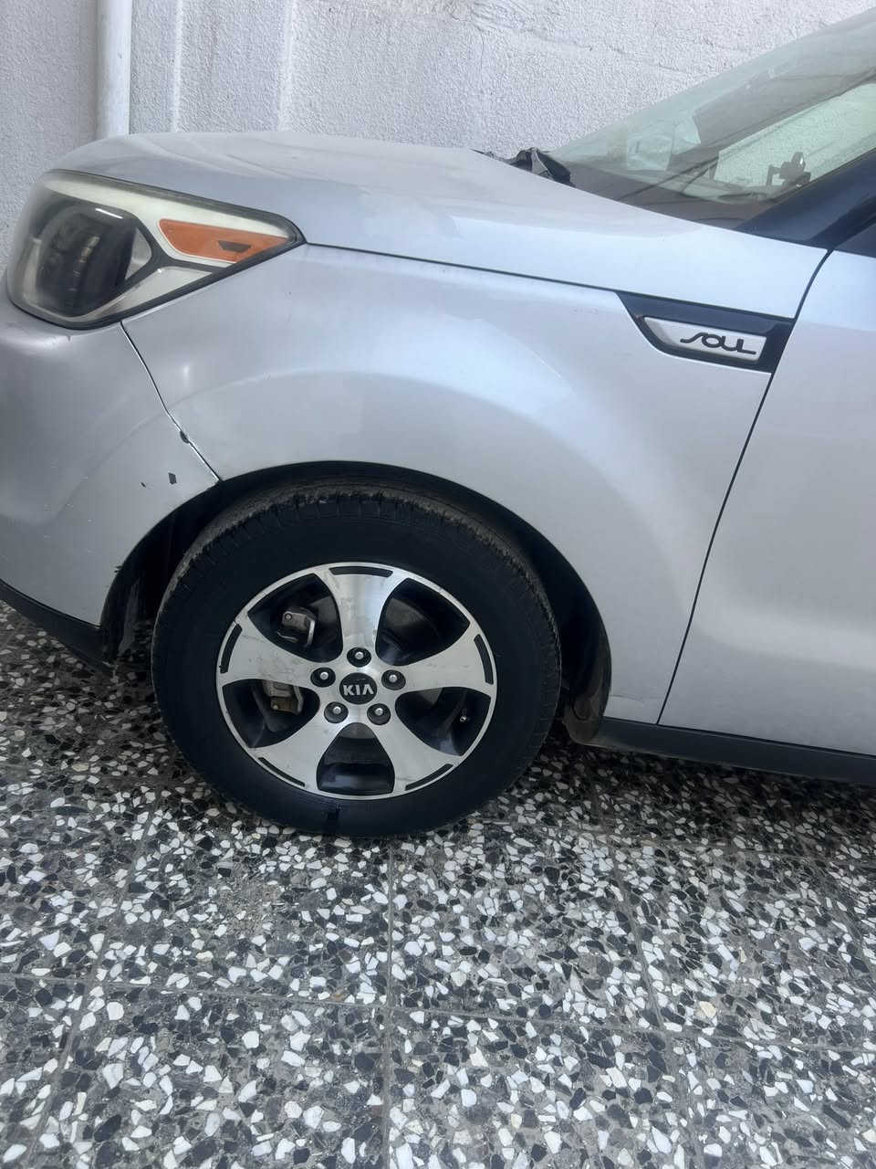 مديل 16 مكينه 1600  وارد امريكي بيه قطعتين صبغ وبيه بارد بل الحادث جاملغ خلفي الصندوك 
سياره جاهزه سعر 100


**إذا كنت صاحب هذا الإعلان وتريد حذفه لأي سبب، رجاءا أرسل رسالة إلى الدعم الفني**