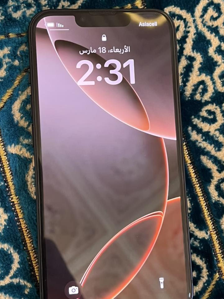 لبيع ايفوان 13عادي 128عربي مستر جهاز لو سعر قفل 450الاتصال عل رقم ***********
