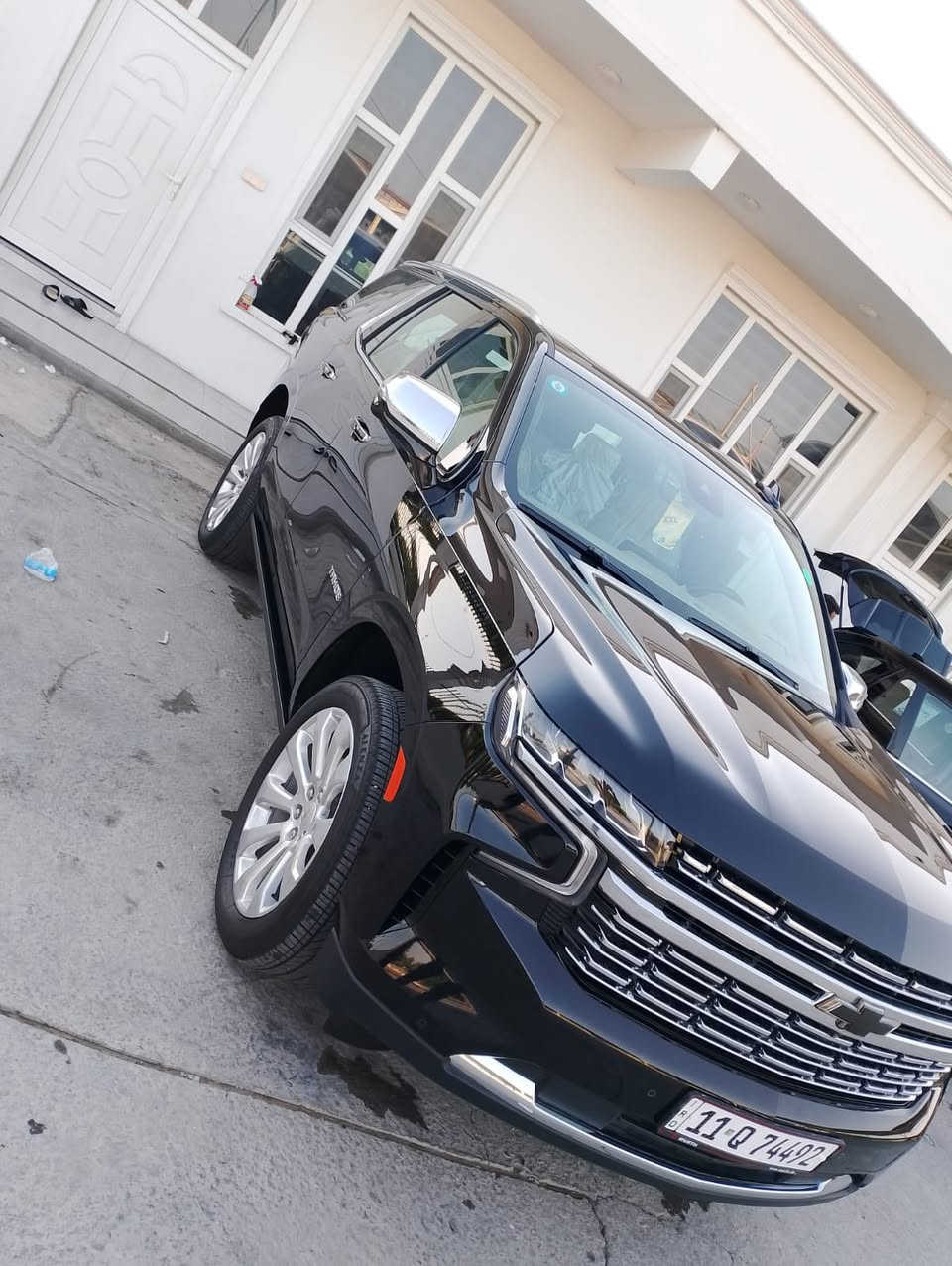 شيفروليت تاهو بريمير  2024 ( خـليـجـي )
مغلفه ppf برطاني اصلي   وبي ضمان 10سنوات 

الموديل :2024 ( خليجي )

اللون : اسود 

العداد :7000 

ضمان وكاله المنصور علامه سوداء ضوء القمر

السيارة كفالة عامة  بحالة الوكالة

حجم المحرك : 5300 Cc

عدد الاسطوانات : 8 اسطوانات ( 8 سلندر )

المواصفات : 

* سقف بانوراما 

* دخول ذكي للسياره 4 أبواب ( بصمه )

* المقاعد كهربائية تدفئة و تبريد

* مقصوره الركاب من الجلد الفاخر + مغلف لحماية الكشنات  + خشب ملكي 

* شاحن وايرلس لاسلكي

* ويل 22 انج

* نظام الرؤيه : 5 كامرات رؤيه شامله ( BIRD VIEW )

* نظام التعليق مستقل

* كشنات ميموري خزن

* نظام الصوت BOSE سماعات عدد 10

* دوسات كهرباء + اناره LED

* نظام سحب مقطوره تحكم كامل + كامرة لرؤية المطوره

* نظام جكات

السياره مفروشه بالكامل منالداخل 

السيارة رقم بغداد الدولي بسمي تحويل

رقم صاحب سيارة ***********

السعر 670بيه مجال مكان الانبار غير متواجد ع الفيس
