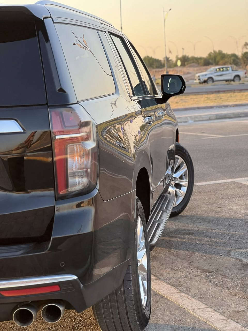 سلام عليكم 
تاهو سوبر بان 2023بريمر(امريكي)
رقم اربيل تحويل ثاني يوم 
مواصفات ل بريمر معروفه
كير مكينه حداده كفاله 
ماشيه  150 الف كم 
حادثها خفيف وحلو 
مكانها كربلاء السعر450وبيها مجال
***********
***********
