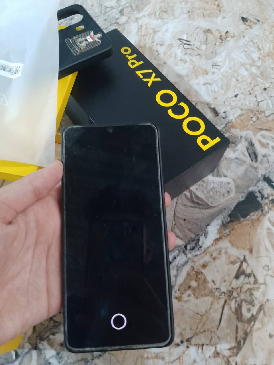 السلام عليكم يوجد مويايل POCO X7 PRO ذاكره 528  رام 12+6 ما مفتوح فقط بي الجامه مال الكامره مكسور وما مئثر عل جوده مال الصور ملحقاته ويا مستخدم شي قليل سعره 380 قفل قفل قفل مو تجي تگلي نهايته شگد و هاذا رقمي ***********

