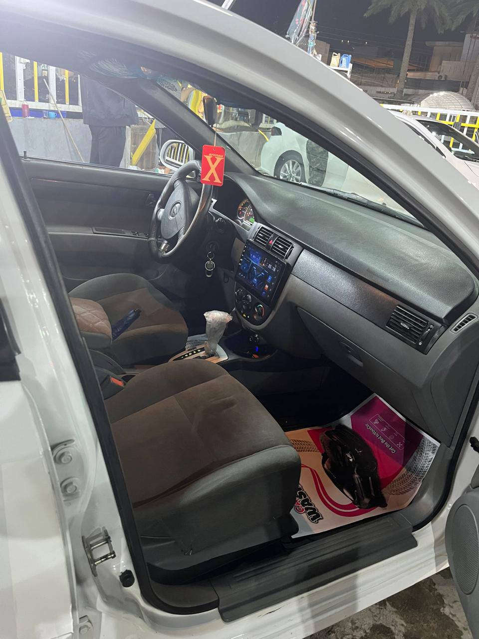 اوبترا 13 باسمي رقم بغداد انجليزي السعر 85 وبيها مجال متوازي على بيعتها سياره ما بيها لا صبغ ولا معجون تكحيلات ***********
