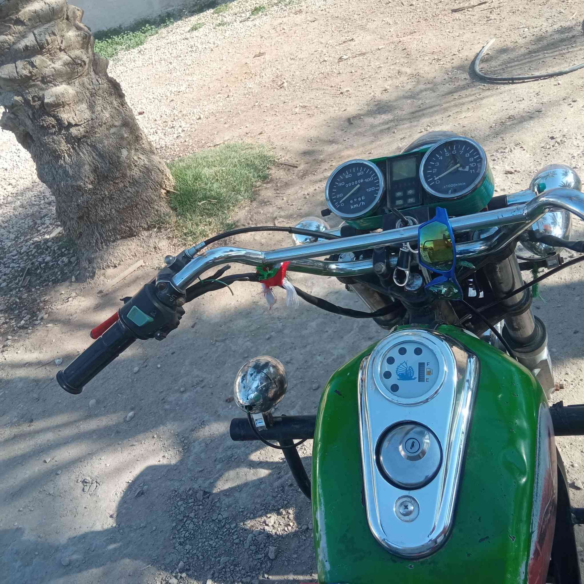 سلام عليكم ستوتة للبيع موديل 2020 مكينه 2025 اوراق اصولي السعر واحد و600 وبيها مجال للشراي العنوان بابل الدبلة وهذا رقمي ***********
