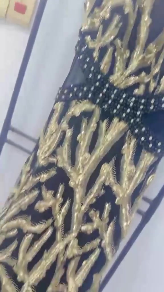 فستان ثكيل وفخم للبيع مستخدم مرتين


**إذا كنت صاحب هذا الإعلان وتريد حذفه لأي سبب، رجاءا أرسل رسالة إلى الدعم الفني**