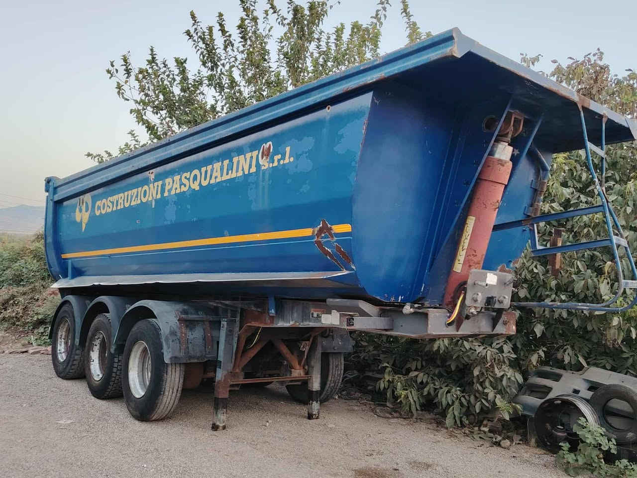 بۆفرۆشتن  اڵمانی  دنگیری ئاڕوئاڕ  بیلاد دەبڵ تایە علوجە 
***********
***********
