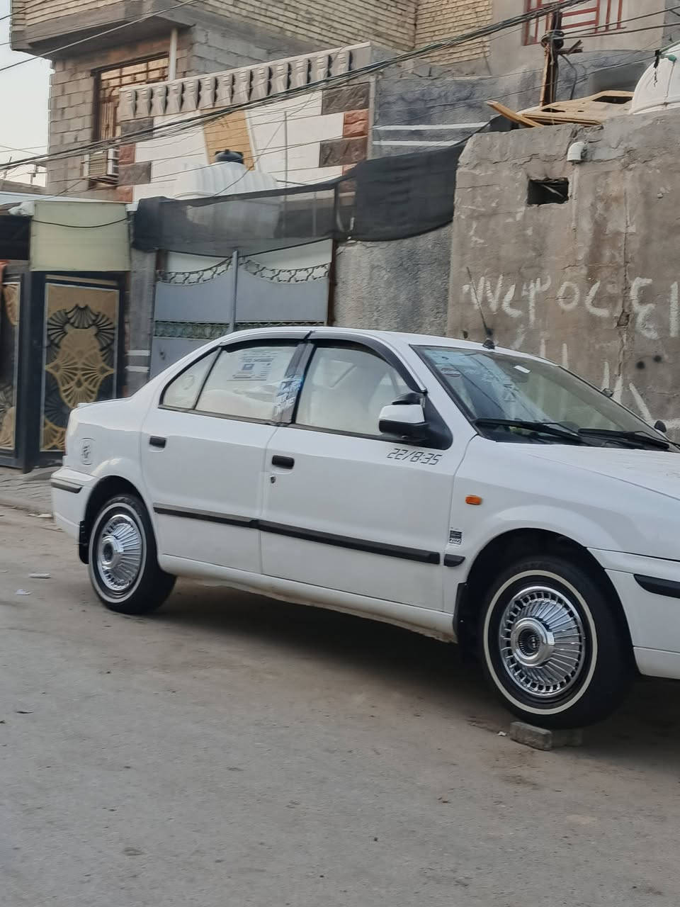 سمند مديل 2011 كلش نظيفه سيارة واحد على واحد مكينة وگير بلكارتون تخم تاير ومجموعة تبريد جديدة غرفة بلاديه ما ملعوب بيها بطاين بيبان نظاف بلاديات باتري جديد وكهربائيات فول سيارة جاهزه كبل الشارع ربع متذب عليها قطرة خياس مابيها صفاحها حلوه مابيها ترويج حداديه خلفيه اماميه جديده دعاميات جدد سيارة كلش ناعمه سياره احلى بهواي من الصور مكفولة من الضربة ماعدا قطع صبغ اني بايدي صابغهن مصورهن فيديو من تجي اشوفكياهن سنويتها نهاية السنه غرامات مصفره صاحبها جاري يريد تحويل 
العنوان بغداد الشعب نهايته الفورتات قرب ساحة سلام الرياضيه رقم الهاتف..***********
