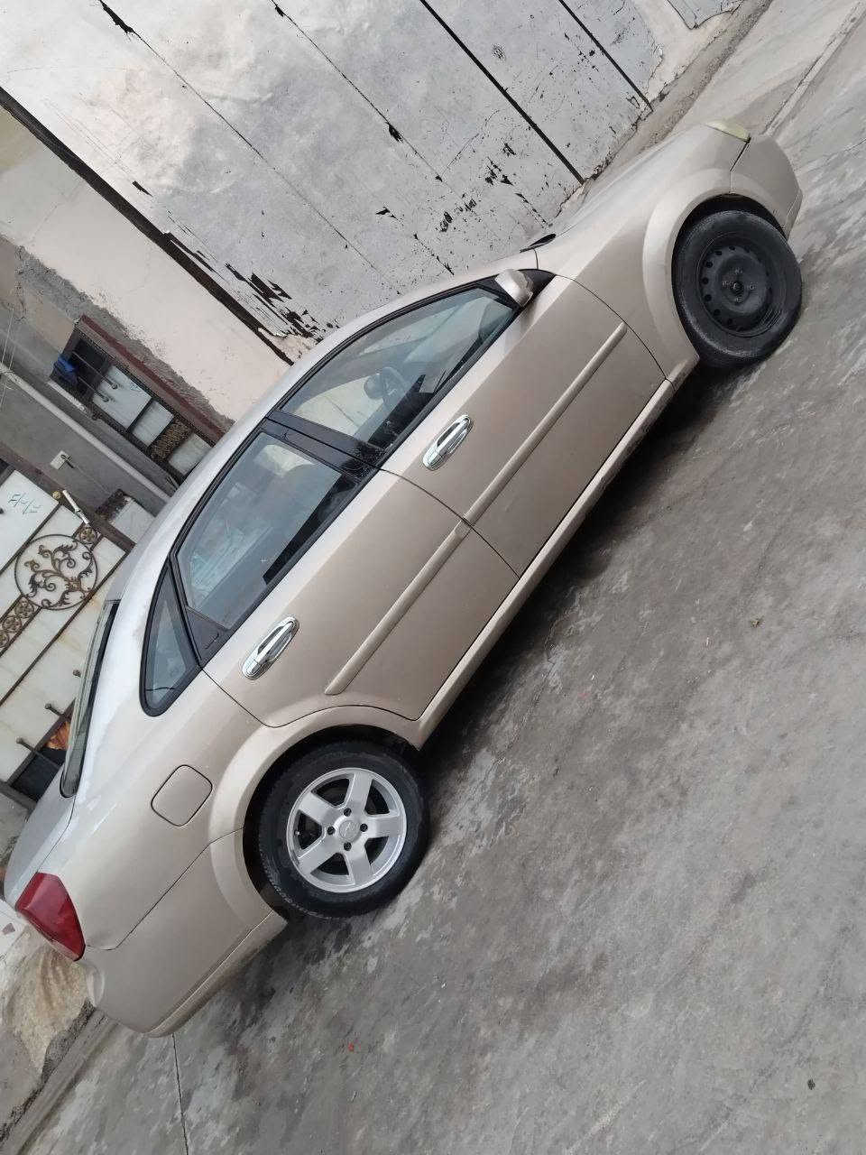 سلام عليكم سياره شوفرليت اوبترا موديل ٢٠٠٨ سياره كلش نضيف مابي ااي عيب سنويه جديد دفتر بانزين بي تبريد ثلج تدفئه شغاله كهربائيات كله شغاله وتايرات ٤ جديد شرط التحويل والوكالة سعره ٦٥ او بي مجال لشراي مكاني كركوك حي النصر ***********

