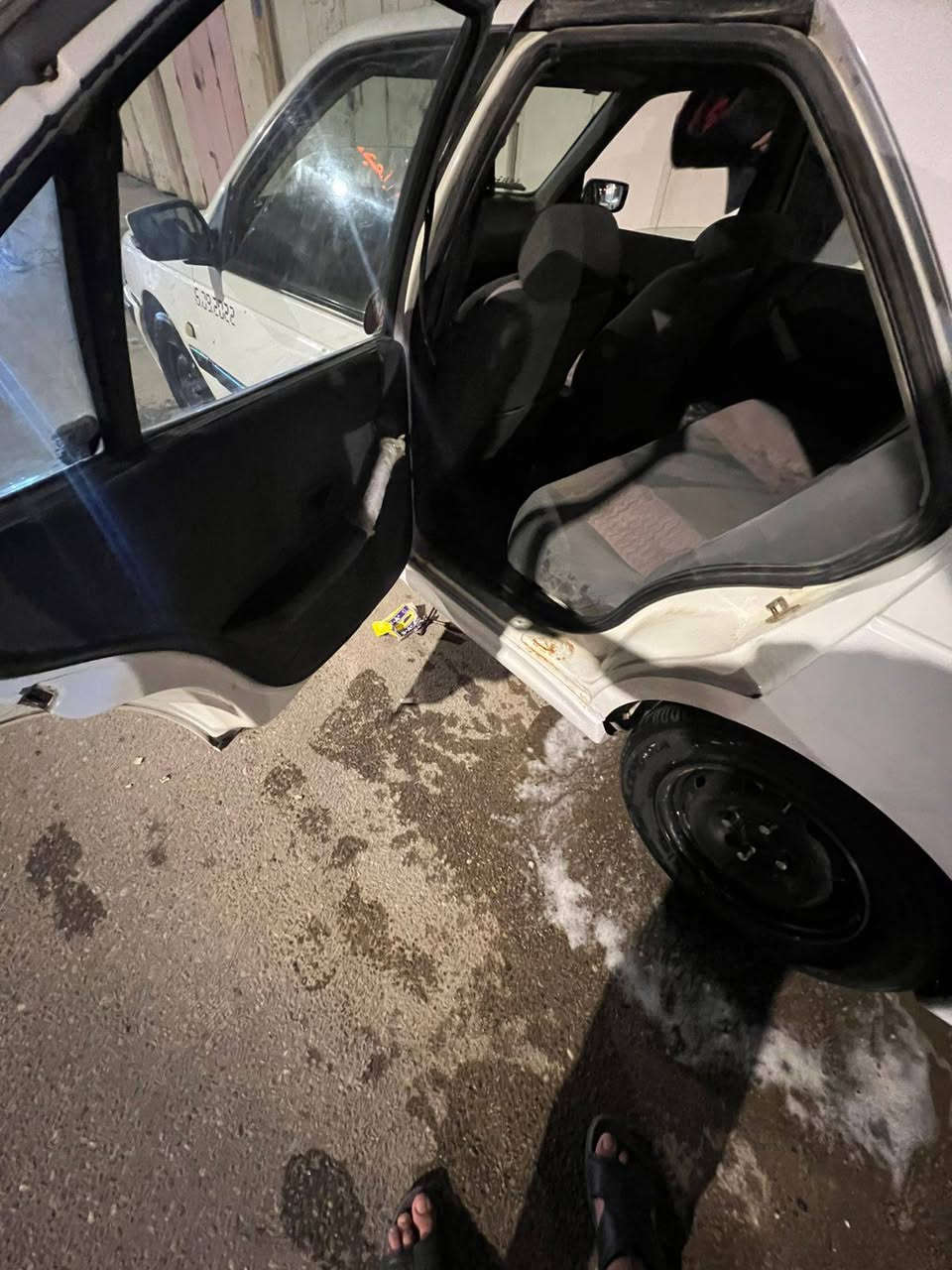 السلام عليكم بيجو بارص 2012 سنويه 2030بأسمي تحويل ثاني يوم مكينه وكير نضيفات داخل نضيفه بدي شوف العين سعر 37وبيه مجال قليل رقم *********** مكان بصره سراجي قرب جامع سراجي البصرة, العراق
