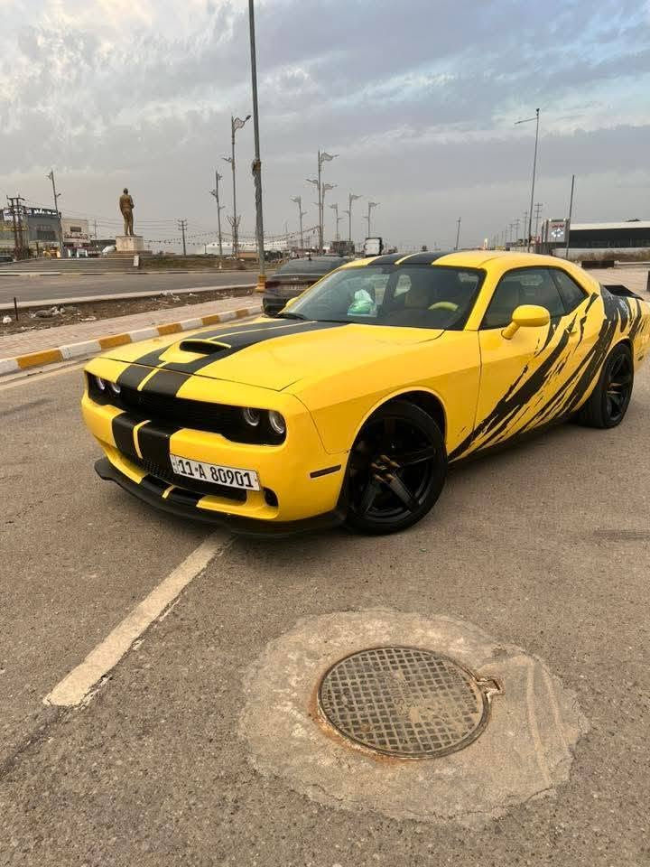 جالنجر 2013 sxt 3600
تغيير لون من اسود الى ليموني 🍋
بجم محدث بلكامل موديل 2020
كشنات جلد اصفر + قمارة كنتارة + كرسي كهرباء
رقم مميز 
كير ومحرك مكفولات
شاشة وكامرة
تحكمات ستيرن وشفتات ومثبت سرعة
منضومة زنون 
تايرات تو سايز 
ويلات 20 نجمة 
تبريد قطعتين
كزوزات وبرمجة بك فاير
والسونار مرفق بلمنشور

***********
السعر …105ورقة وبيهه مجال قليل كربلاء, العراق
