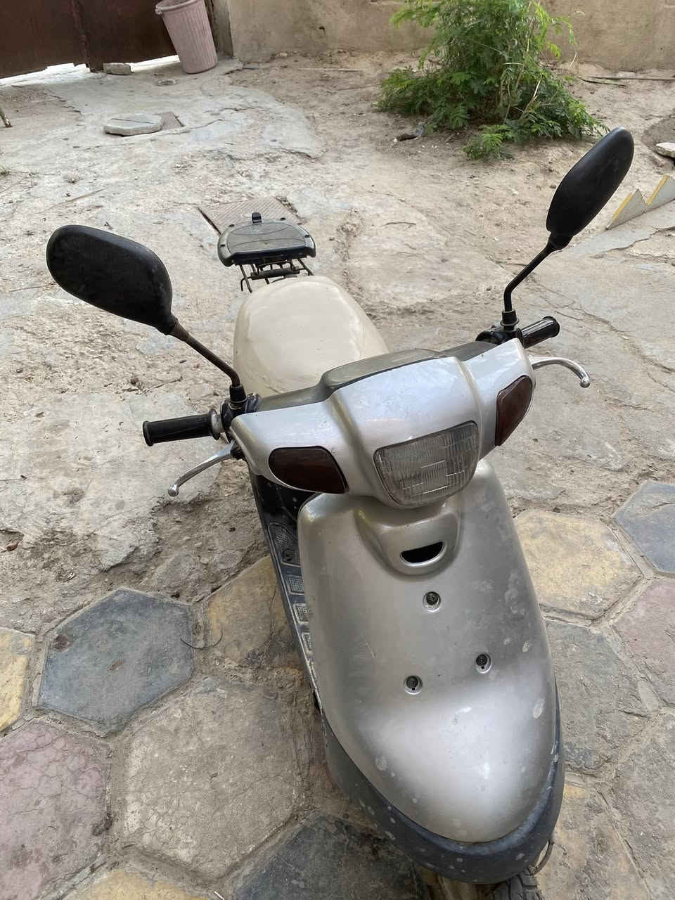 دراجه بطه للبيع دبل سكليتر نقصها باتري وجوزه فقط نضيفه كهربائيات شغاله مكاني كربلاء الحر 

سعرها ٣٧٥ وبيها مجال للاستفسار الاتصال 

***********
