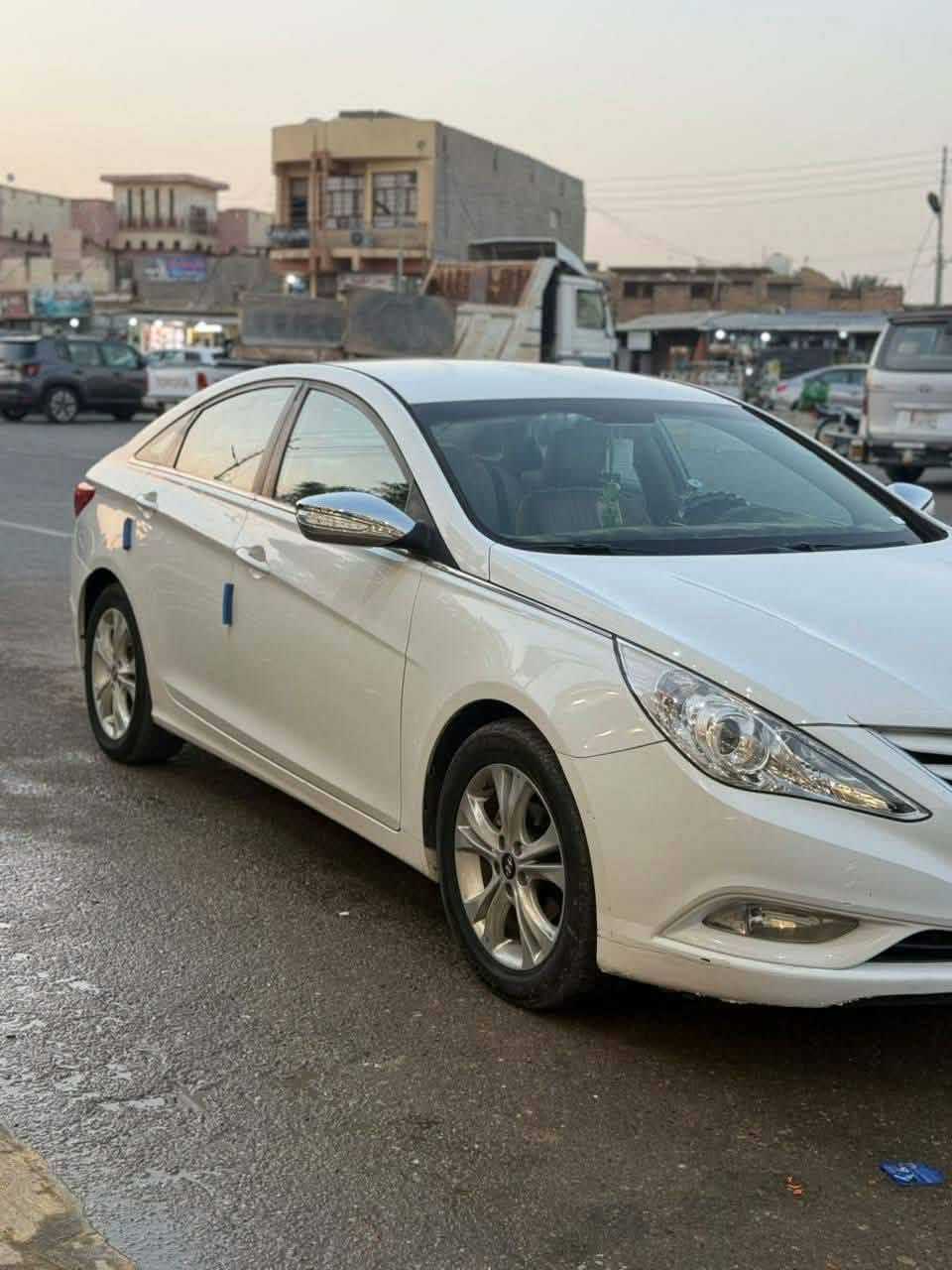 سلام عليكم للبيع سوناتا مديل 2012سياره جديده مكينه 2400 دوش مكينه وكير بشرط سونار موجود بيها قطعه مبدله بلاد عنوان ديالى بعقوبه السعر ١٢٨يها مجال حك الجيه ‭0772 809 3628‬
