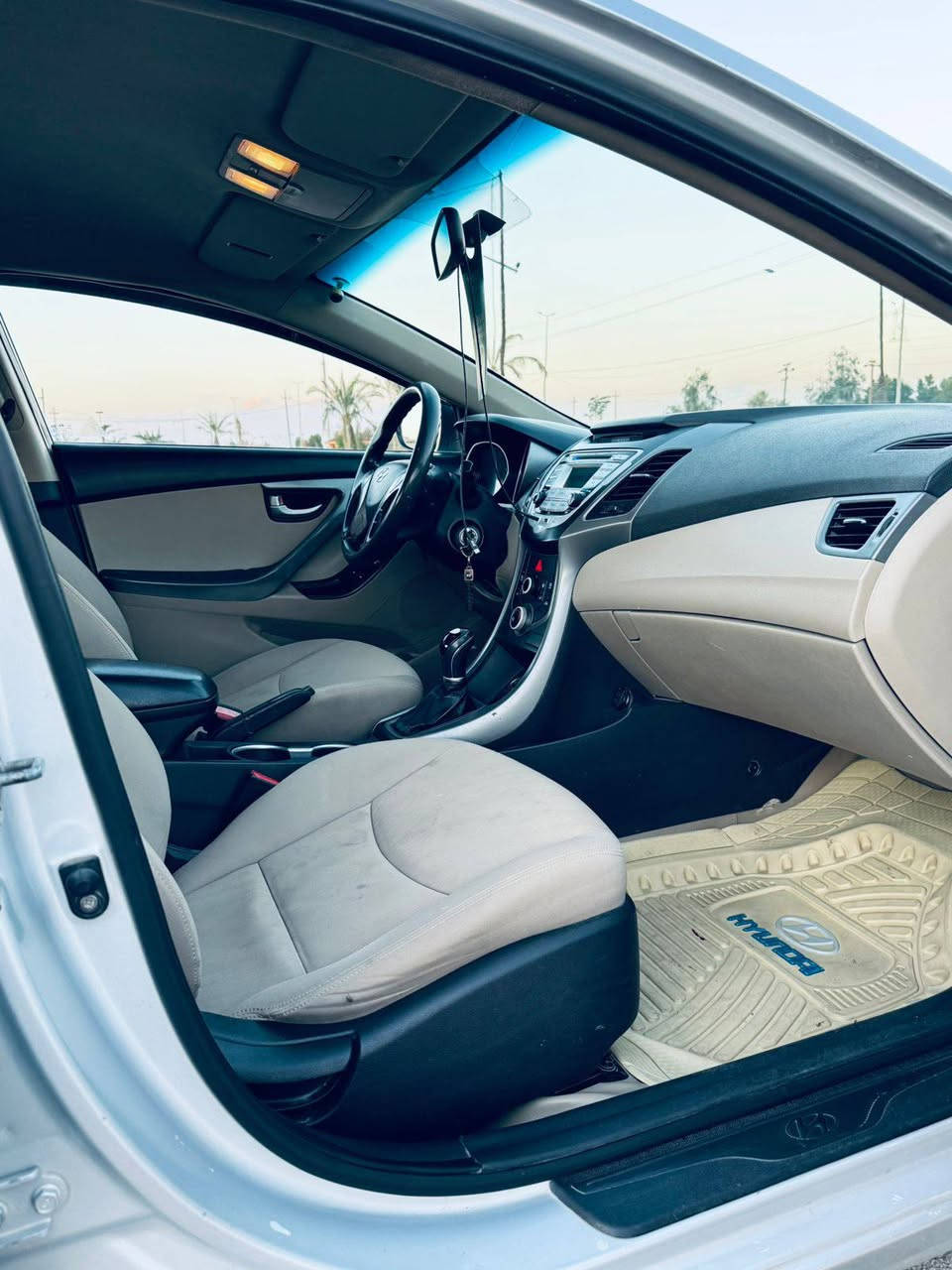 النتره موديل 15خليجي مكينه 1600 تبريد قطعتي تحكم بلستيرن شاير بلمري سياره مال جناي ربع متصرف عليه تخم تاير جديد  حداديه باتري كفاله من العيب الشرعي سياره مصبوقه عام الجماليه اثر جراد مكاني ناصرية رفاعي سعره 90  للاستفسار ***********
