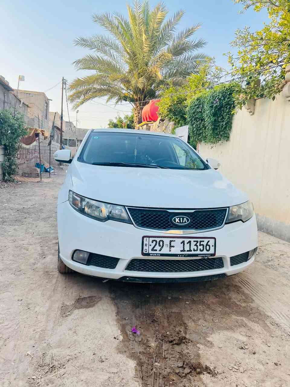 سيراتو خليجي رقم انكليزي واسط بسمي بيه بابين جه اليمنه صبغ وجاملغ اليسر خلفي بيه صبغ تبريد ثلج شاشه كامره دواره.     1600. 75. وبيه حك الجيه. ***********. الحاج أبو أحمد السلطاني. بابل جبله
