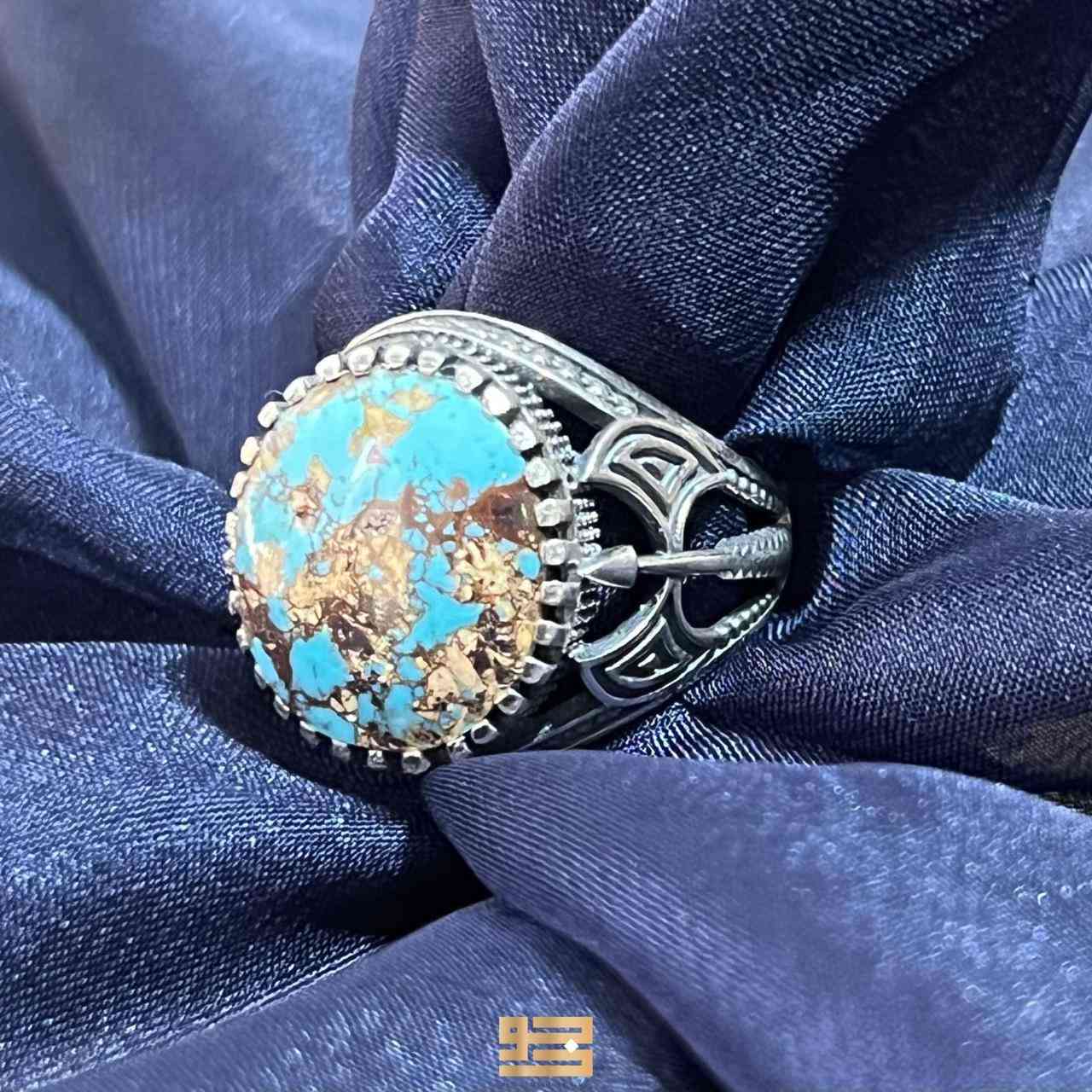 ﷽
خاتم رجالي
حجر فيروزج نيشبوري
فضة 925
صياغة على شكل الفأس

لينك المزاد على الواتساب🛍:

🔗https://chat.whatsapp.com/GAK4nGjC5FC8BV5OaeH8Uw


**إذا كنت صاحب هذا الإعلان وتريد حذفه لأي سبب، رجاءا أرسل رسالة إلى الدعم الفني**