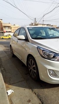 اكسنت ٢٠١٥ • ٧٣ الف كم • صبغ ٣ قطع