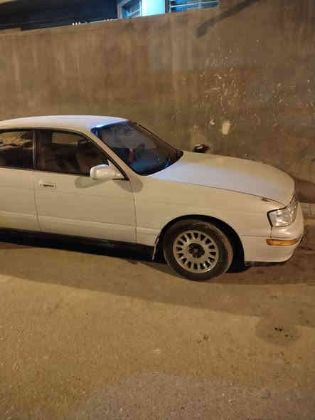 سياره بطه لبيع مديل ٩٢ رقم نجف السعر 60 وبيه مجال ***********
