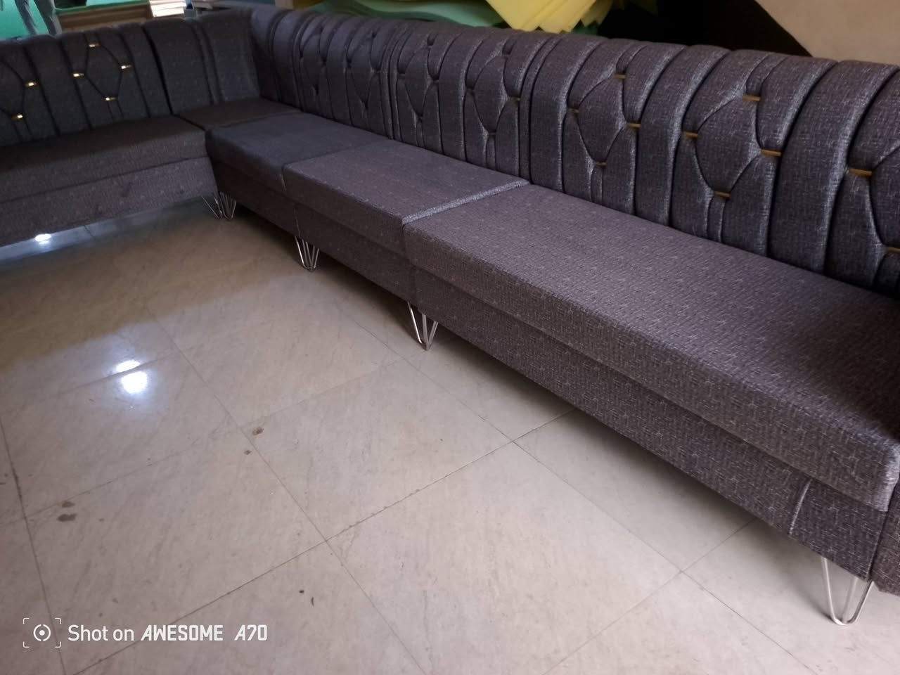 ديوان جديد٧متر١٠مقاعد سعر(٢٥٠)الف***********
