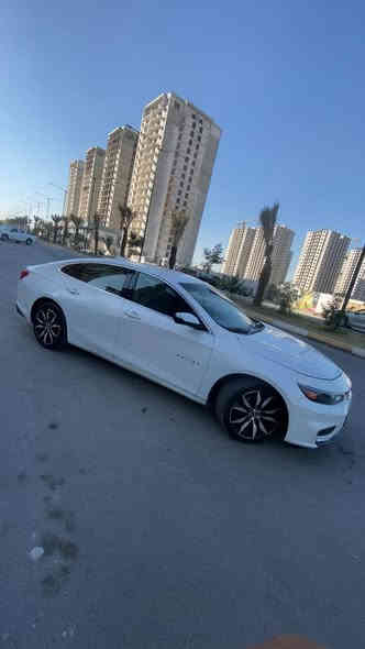 السلام عليكم ماليبو للبيع 2017 السياره جديده واحلى من الصور امريكي حادثها موضح بلصور السياره بيها صبغ فقط باب السائق طخه بلعراق وانصبغت نص الباب ولاكلوب مشتغل بلدشبول السياره LT مكينه 1500t كير مكينه تبريد كلة جديد السعر 115 وبيها مجال ولتقارنها بلراكضات مكاني السيديه ***********
