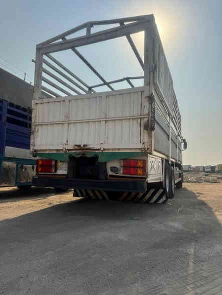 السلام عليكم سياره 
سكانيه موديل 1998
مكينه 143 ثمانيه 
كير900    3ب3
رقم بصره سنويه مامنتهيه 28 
كير مكينه خير من الله 
مكان السياره بصره 
 لتواصل رقم صاحب السياره ***********
ملاحضه اني مكلف ب نشر
