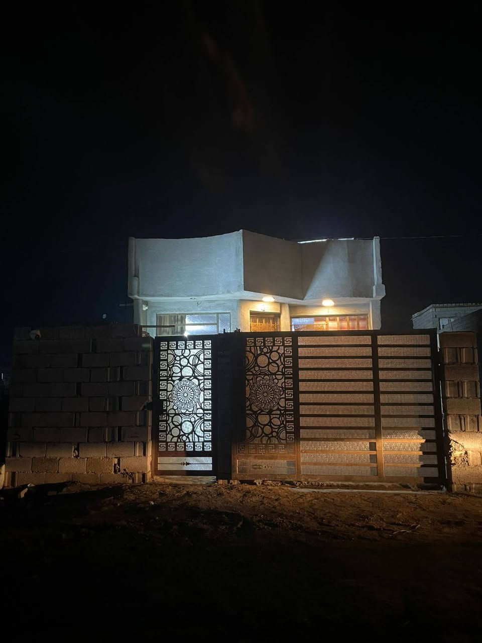 السلام عليكم بيت البيع🏠
مساحه 150 ركن
الموقع حواس شارع حي العباس غرفه 4 ونص 5 صاله 4 ونص 6 مطبخ 2 *4 استقبال 3 ونص 6 وكراج مال سياره
السعر 37💱 وبي مجال للستفسار ***********
السلام عليكم بيت البيع🏠
مساحه 150 ركن
الموقع حواس شارع حي العباس غرفه 4 ونص 5 صاله 4 ونص 6 مطبخ 2 *4 استقبال 3 ونص 6 وكراج مال سياره
السعر 37💱 وبي مجال للستفسار ***********
