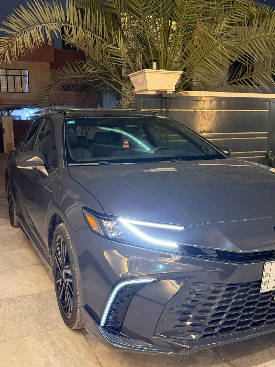 سلام عليكم للبيع فقط
كامري  2025XSE
ماشيه 6000 ميل مواصفات السياره معروفه 
داتا شو
كشنات جلد تدفئه وتبريد
بانوراما
شاشه حجم كبير
تحديد مسار
نقط عمياء
قياده ذاتيه
رادار امامي خلفي
ويل19 
حادثها جاملغات خلفيه وقبق صندوك مبدل اصلي تفصيخ
السعر 24.000$ وبيها مجال
مكان السياره بغداد العامريه 
***********
