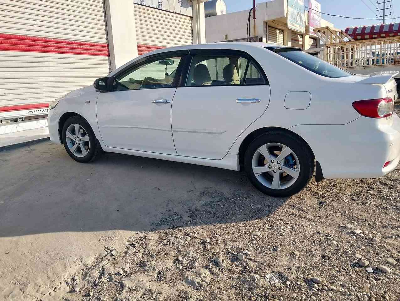 السلام عليكم ورحمة الله
كورلا 2009 محدث 2013 
رقم بغداد بأسمي سنوية لل 2028
خليجي بدون ضرر 
محرك 1800 كير صدر كلة مكفول 
تبريد تدفئة تخم تاير تخم ويل كب ابلادي 
داخل جديد تحكم استيرين 
3 قطع وشوية صبغ بدون دواخل بدون ضربة 
سيارة مال جناي 
السعر 122 وبيها مجال 
للأستفسار واتس اتصال ***********
‏‪0783 200 9719‬‏
العنوان جديدة الشط قرب بوابة الراشدية
