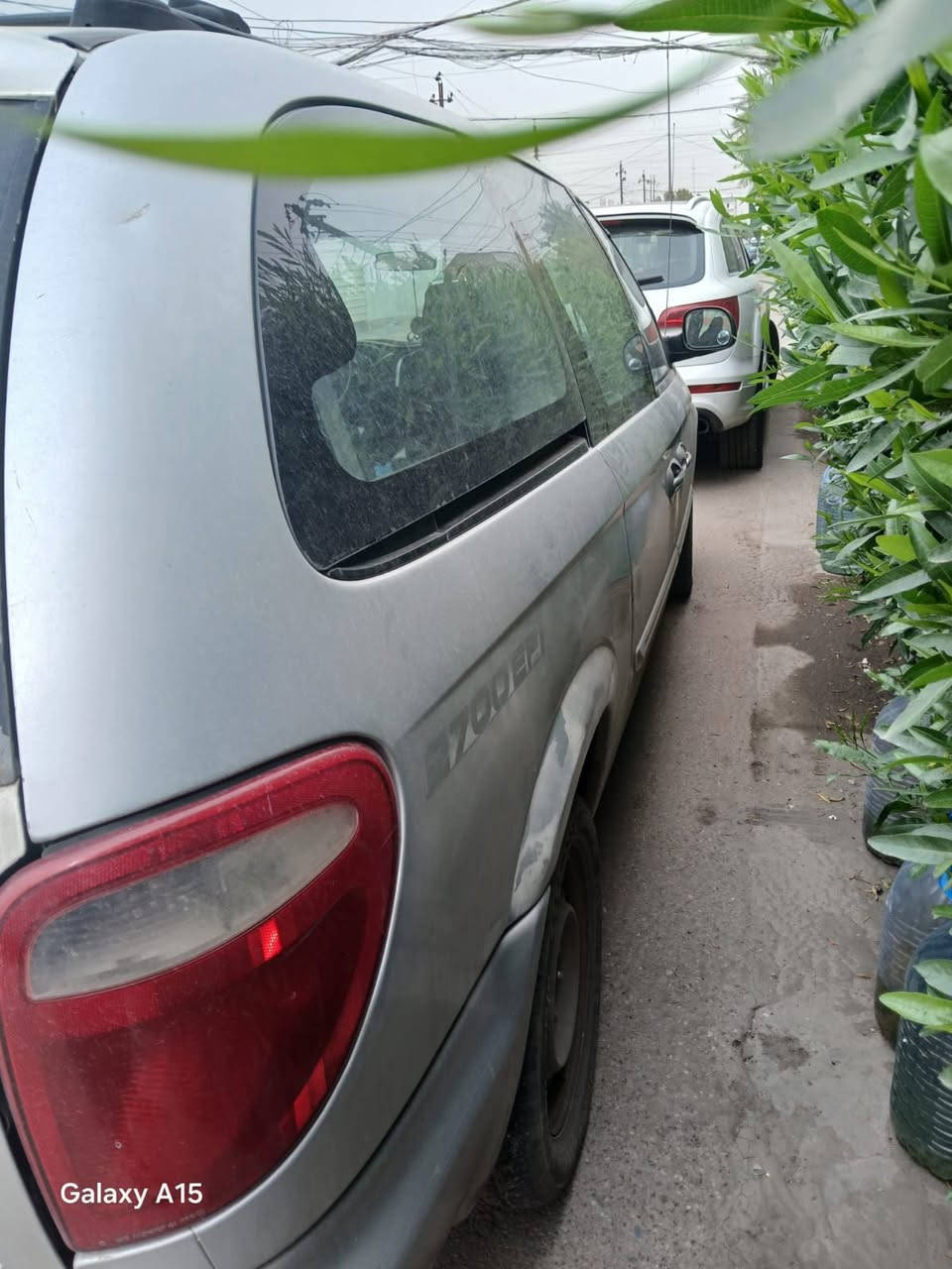 السلام عليكم . دوج كرفان 2004 رقم شمالي دولي نقصها صدر امامي وخلفي محرك بي خيط بس صافي ومرتب تبريد ويه السويج 🥶 سنوية جديدة . السعر 50 $ بي مجال . للبيع او للمراوس مع ستاركس فان او سياحي اوتوماتيك من موديل 2000 لل2005
السيدية . *********** . واتساب
