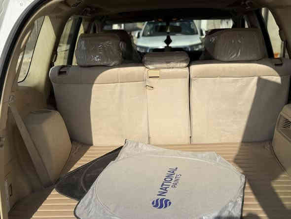 السلام عليكم 
برادو 2017
سياره مواصفات TX.L
فول ورقم أربيل بأسمي 
ماشيه 97 ألف بلادي 
محرك 6 سلندر 
سياره حيل جديده بيها بس قبغ الصندوق كلير اثر شخط 
تخم تاير جديد دوشمه دهن سياره مال بيت ومعتنين بيها 
مكانها بل رمادي 
السعر 36 ألف وبيها مجال 
***********
***********
