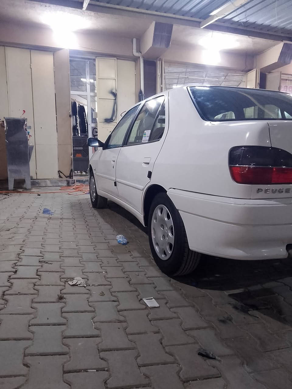 السلام عليكم بيجو 306 نواب ضباط شرط الوكاله من الشرعي سياره أربع تايرات جدد محرك وكير مال كصه شرط صدر امامي خلفي كلو جديد داخلها لك كلو عل البلاد كهربائيات كلها شغاله السيارة مابيها نقص برغي السيارة بيها فقط جاملغ امامي مبدل اصلي الباقي كلو مكفول السعر 35 وبيها مجال تفاصيل اكثر اتصل *********** الخاص مفتوح
