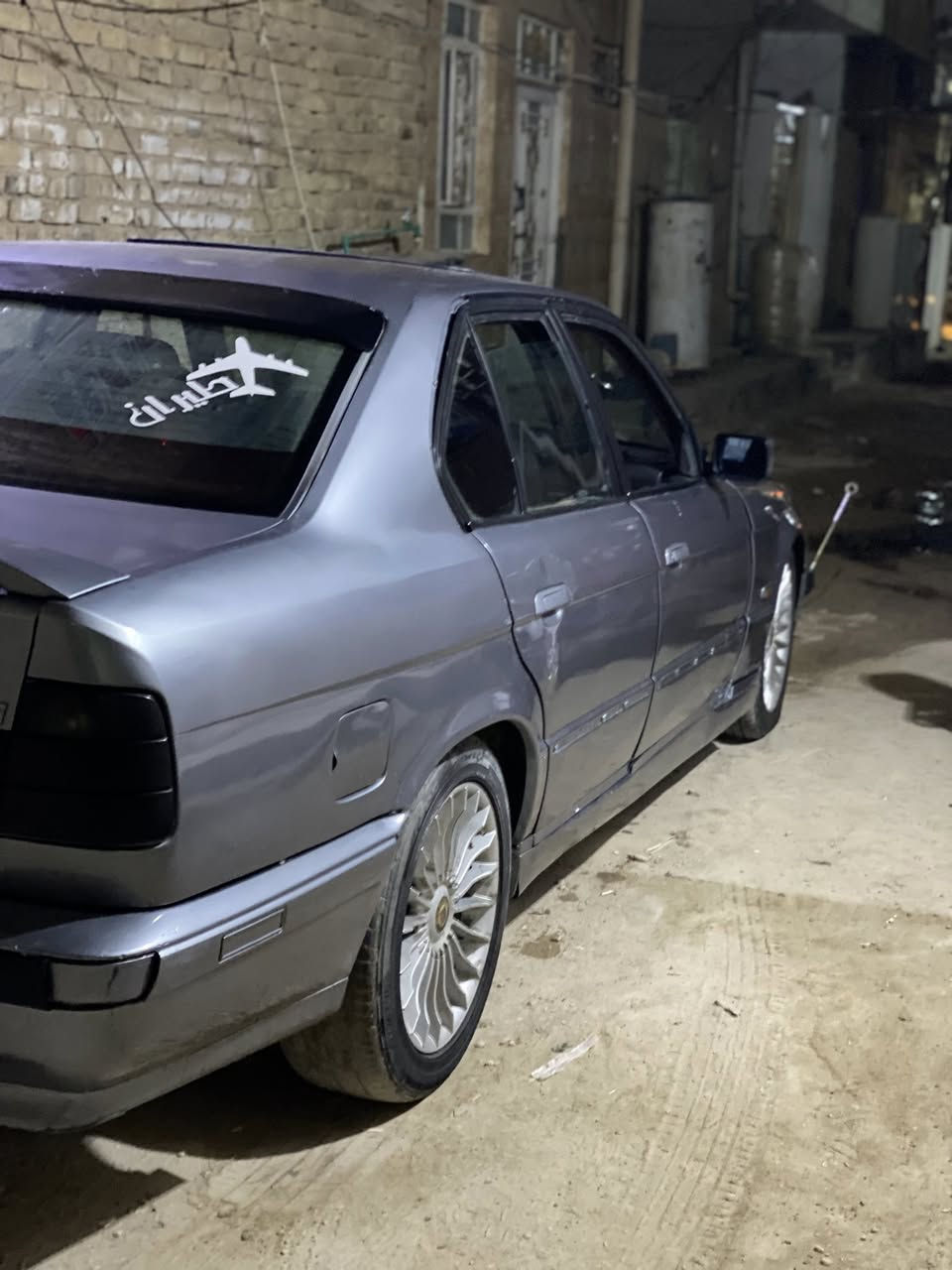 تم تنزيل السعر بيع مستعجل 

بي ام دبليو 535 موديل 91 بجم عريض

كشنات كهرباء وتدفئ بلكشنات فتحه غرفه صاج ملكي بطاين تعبانات نقص كمبريسر ونواعم

مكينه كفاله الكير البك ثكيل والامامي بطناش
السعر 28 وبيها مجال راعيها يريد يداور 

عنواني كربلاء اخواني الموشراي لايتعبني كلشي كاتبه كدامك
رقمي ***********
