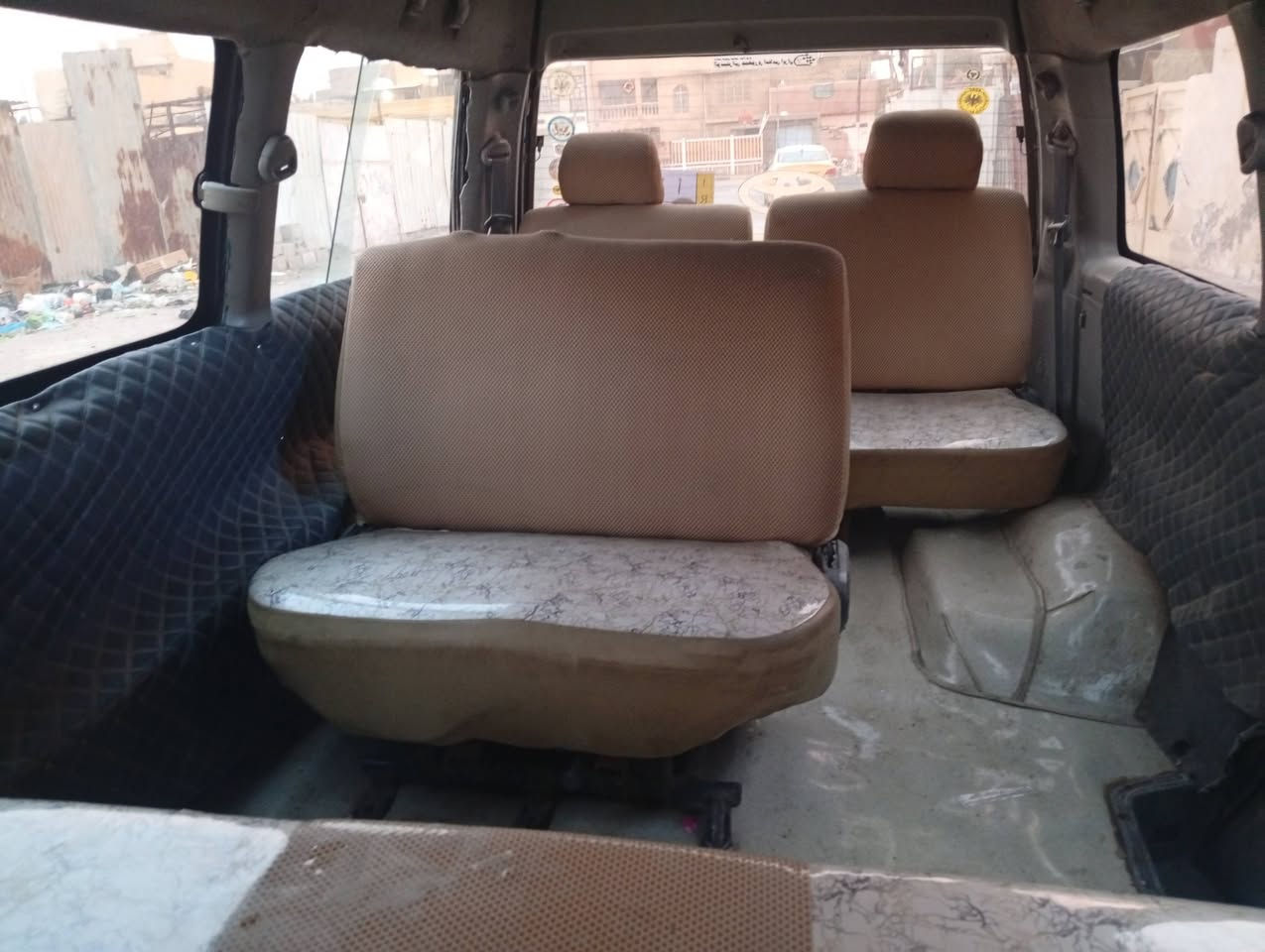 سلام عليكم فارة للبيع نظيفة مكينة شرط كير نظيف صدر جديد كهربائياتهة كلهة شغالة رقم نجف حمل محول انكليزي باقي بس على الاستلام اللوحات سعر 28بيهة مجال قليل مكاني بغداد الحسينية ***********
