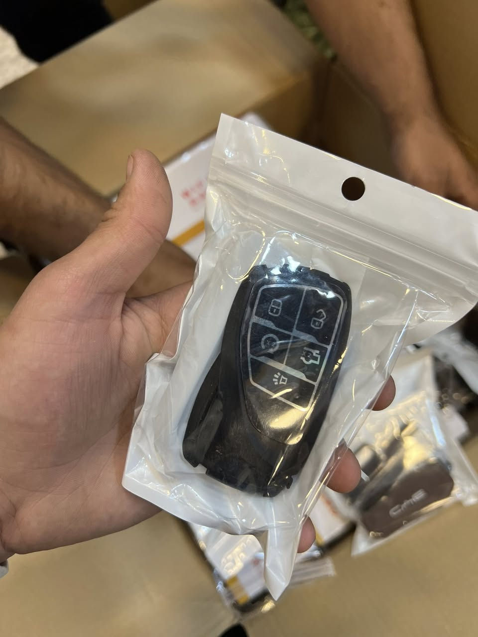 السلام عليكم 🔥

الدعافيس هاي بس يمي تلكوها (انفيجن)

🔥 كفر بصمة بيوك انفيجن 
🔥 كفر مرايا جانبية 
🔥كفر كشاف دعامية ٢٠٢٣ حساس وعادي 
🔥ماسحات جامة خلفية 
🔥سيوف دعامية انفيجن ٢٤ موجود باللونين السموك والنيكل 🔥صرة دهن محرك 
🔥اذان راديتر + ربل + اصبع 
🔥 تحكم ستيرن ايمن 
🔥 حساس درجة حرارة 
🔥كبات ويل 

متواجد خاص وللاتصال ***********
