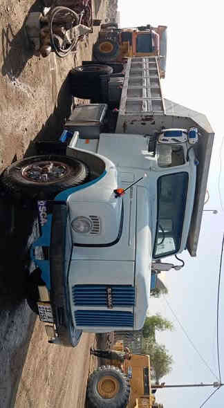 للبيع أسكانيه موديل 73 بلاديه شاصي مكفول قماره مصبوقه جماليه بدي نضيف محرك 12 ونص جديد كير 5 في 5 أكسل بلادي رقم بغداد أنكليزي تحويل فوراً السعر 17 مليون وبيها مجال مكاني الفلوجه معرض الوطن للاستفسار ه‍  الوكيل حمزه 0785102123 ابو قصي *********** ه‍ ***********
