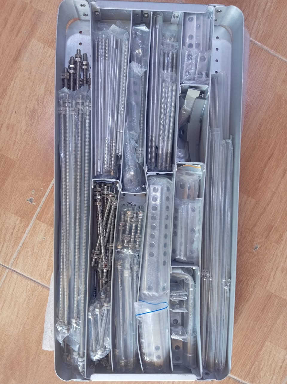 سيت ايزاروف متكامل مع جميع الملحقات متوفر للاتصال *********** او ***********
