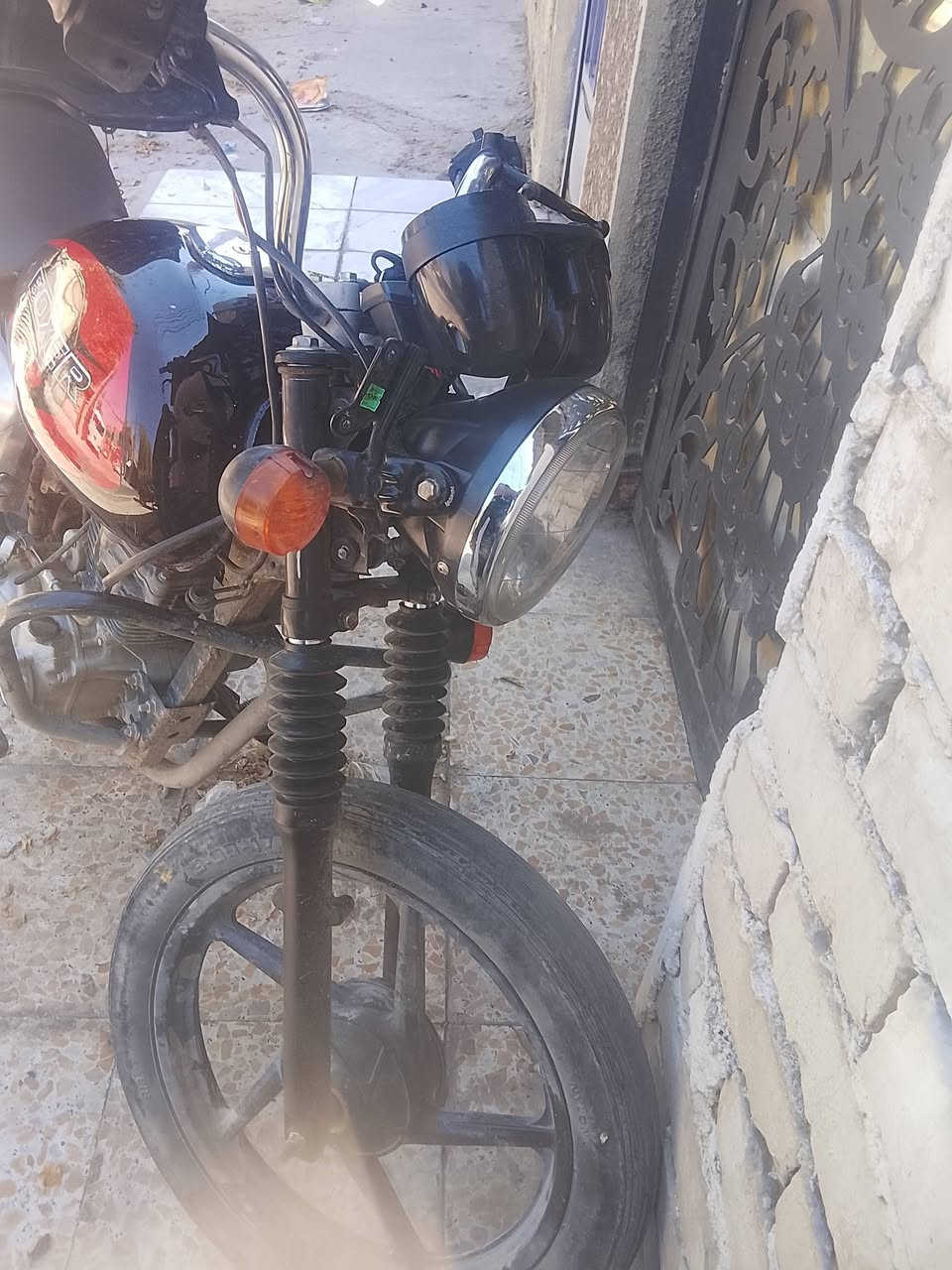 سلام عليكم بوكسر مديل 22 الدراجه بيه تبخر رقم بغداد انكليزي سنويه باسمي رقم واحد بيه كربايت كامله كابريار يرادله تنضيف يراد ترتيب سعره 1400 وبيه مجال مكاني الأمين الثانيه رقم *********** بي بس وتساب وتواجد عل فيس
