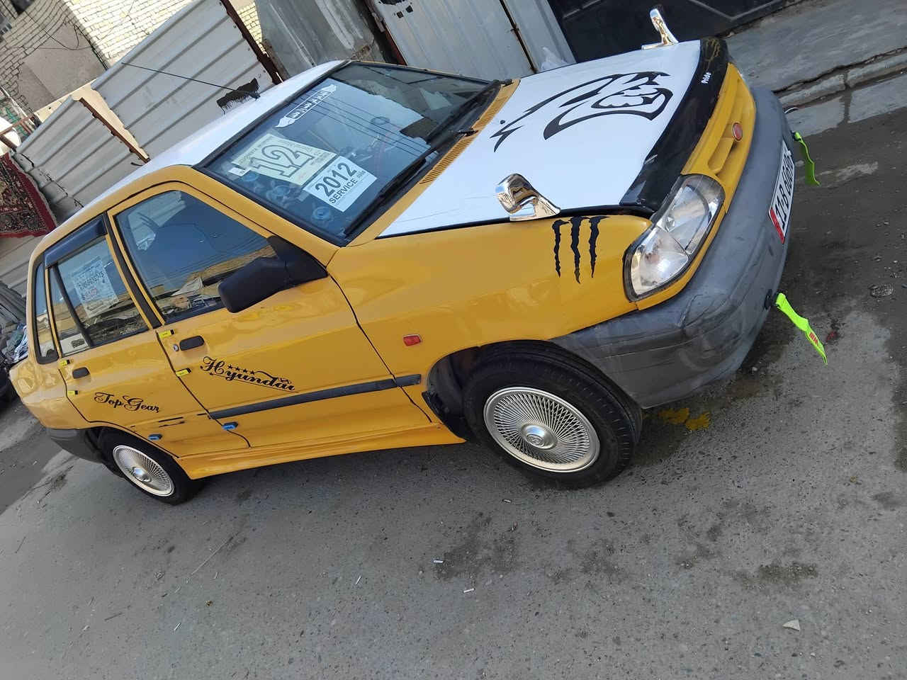 سلام عليكم سايبا للبيع
مديل 12 رقم نكليزي

بسمي تحويل مصفرة من كلشي 

السعر 29

جاهزة كهربايات 

تخم تاير 

مكينة وكير جدد 

هيئة مصفرة 

سنوية ورقم نكليزي جدد وبسمي 

شواصي نضاف 

رقم مميز 

صدر نص عمر 

دواخل نضيفة 

للاستفسار ***********

بغداد
