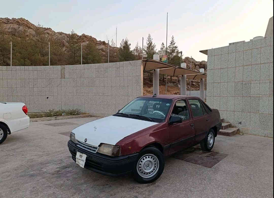 پیشەکی بەناوی خوای گەورە ئەم گوڵە جوانە،بو فروشتن نرخی 16گەڵاو توزی مەعامەلە ،ئۆپڵ کادید ئارم پلاسیک سلیمانی ئارمی بەشەرت تازە کراوەتەوە مەکینە 16 قایش باریک تازە تەشفیت کراوە بی سەرفو بوخارنیە،گەرمی مەزبوتە هەموو کیانی ئیشەکات  عەینەو کلاج و،بوربن، کراین،شەفت لوک چوارتایەی لوک کارەبای مەزبوتە لایت و سەکن لایتی لوک بیتەقەو رەقە ناوەی لەرەوەی جوان،تر بی دەع مو لیدراوی هەموو گیانی بەشەرت ئی ماڵی خومە لەسلیمانیم ***********\*********** السليمانية, العراق
