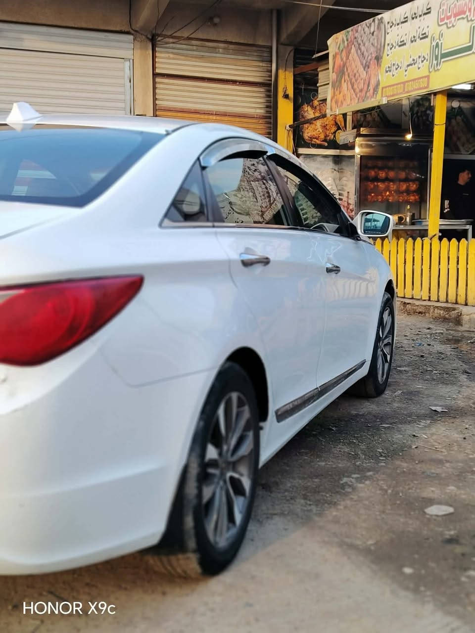 السلام عليكم
سوناتا موديل ٢٠١٢
محرك٢٤٠٠
***********
